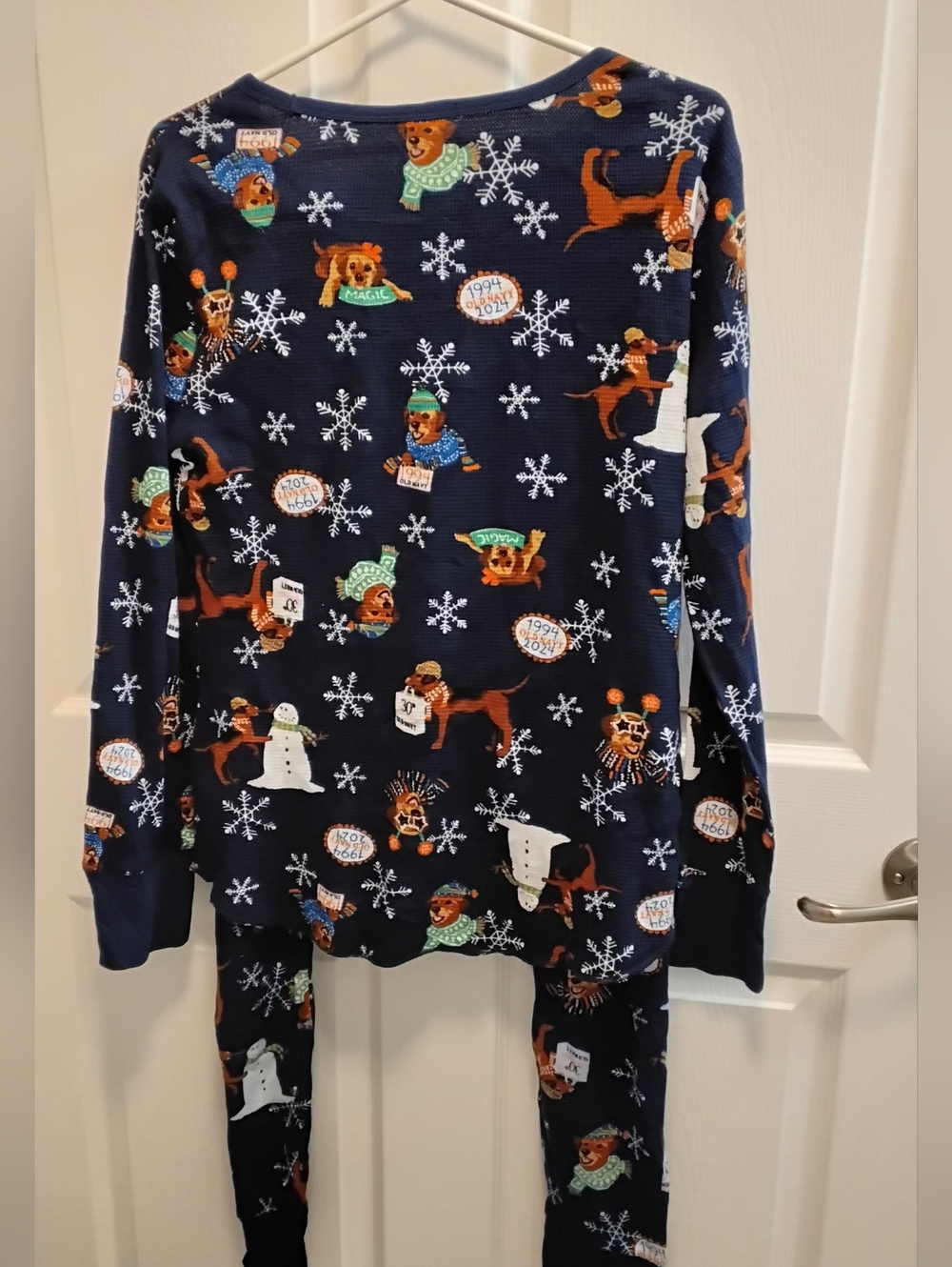 Old Navy Playful Dog Wintery Pattern Pyjamas NWOT Size Lg